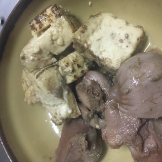 酒の肴：砂肝焼き豆腐煮